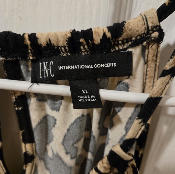 INC spaghetti strap leopard top XL - Picture 3 of 3